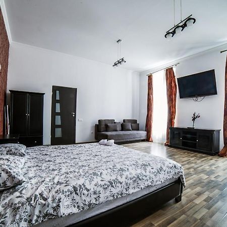 Central Studio Bnb Brasov Exterior photo