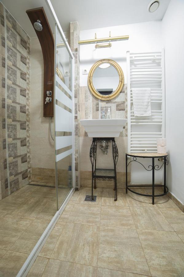 Central Studio Bnb Brasov Exterior photo